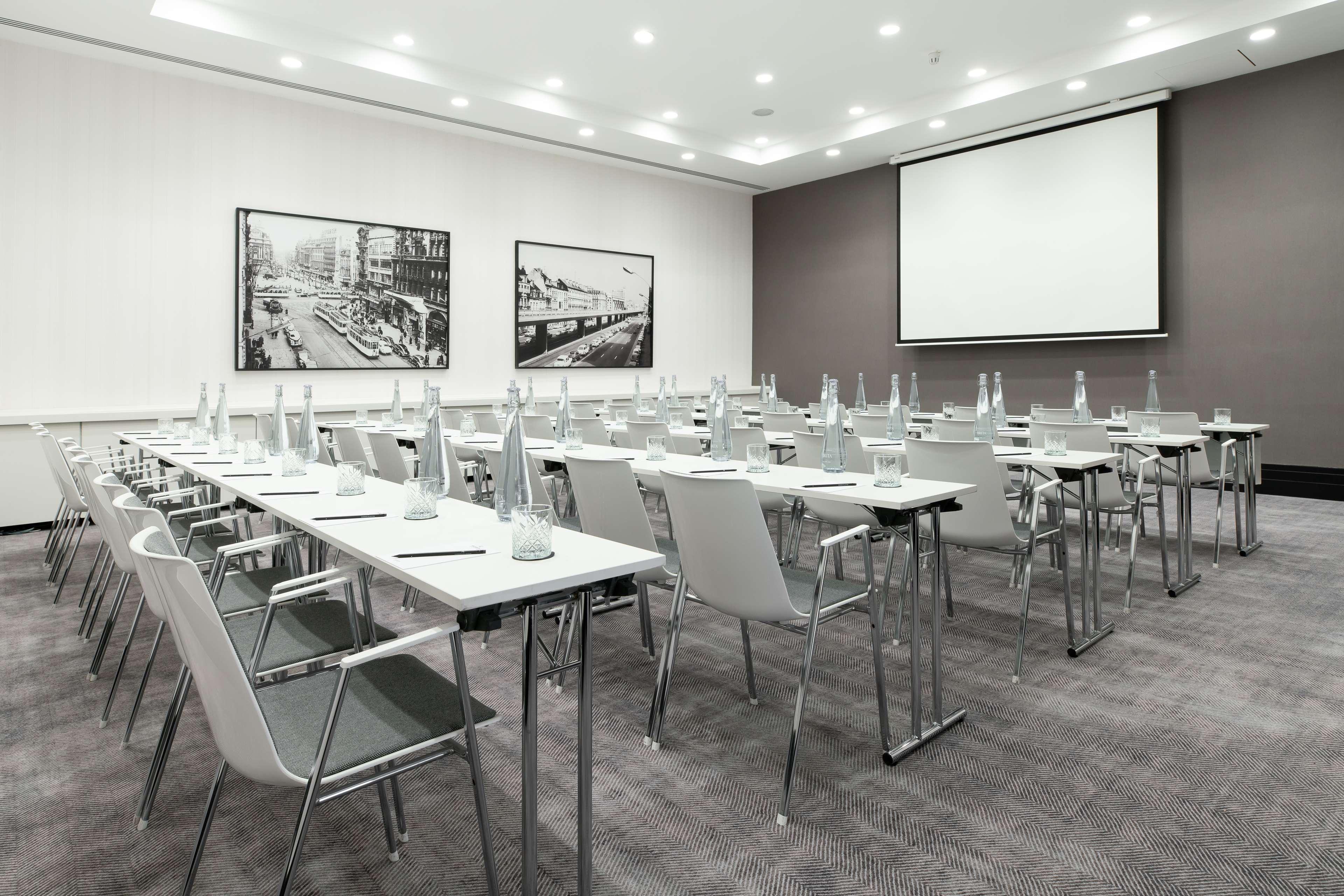 Radisson Collection Grand Place Hotel 5*